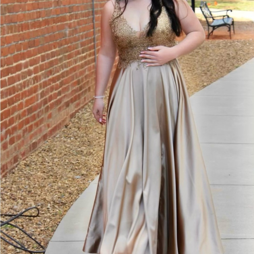 Size 12 Gown Prom Dress Gold with Pockets and Bra Pads